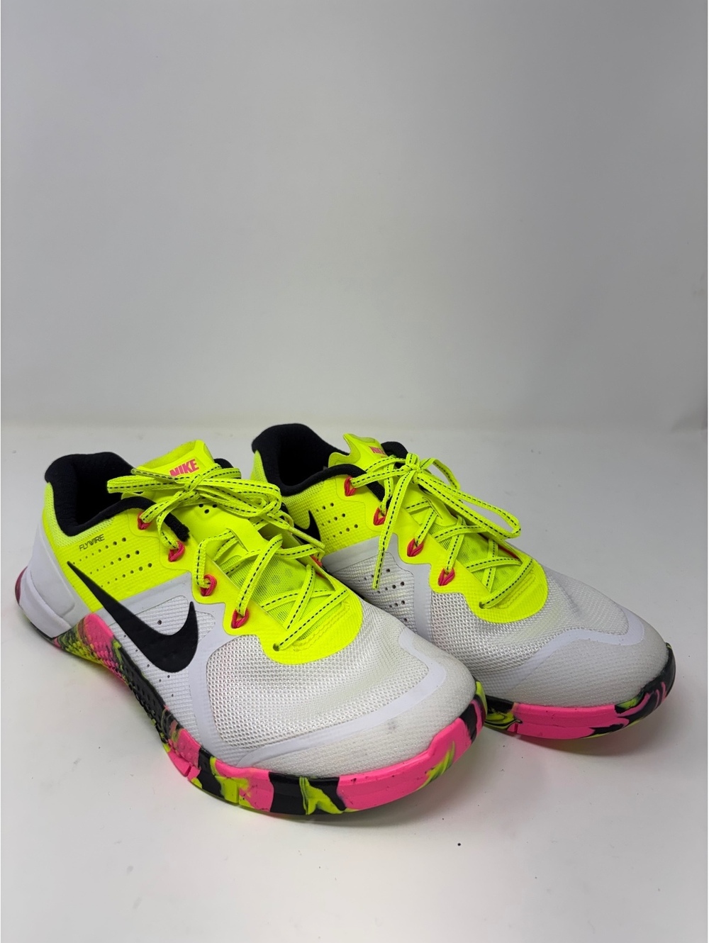 Nike women's Athletic Shoes Size 8.5 White Yellow Pink Black